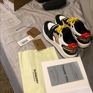 Burberry shoes size 8.5